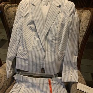 “NEW” skirt and jacket by Liberte-Emanuel.Beautiful details. Size 12.